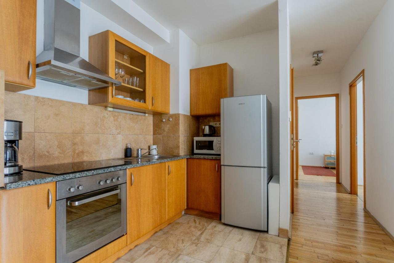 K9 Apartment Budapest Bagian luar foto