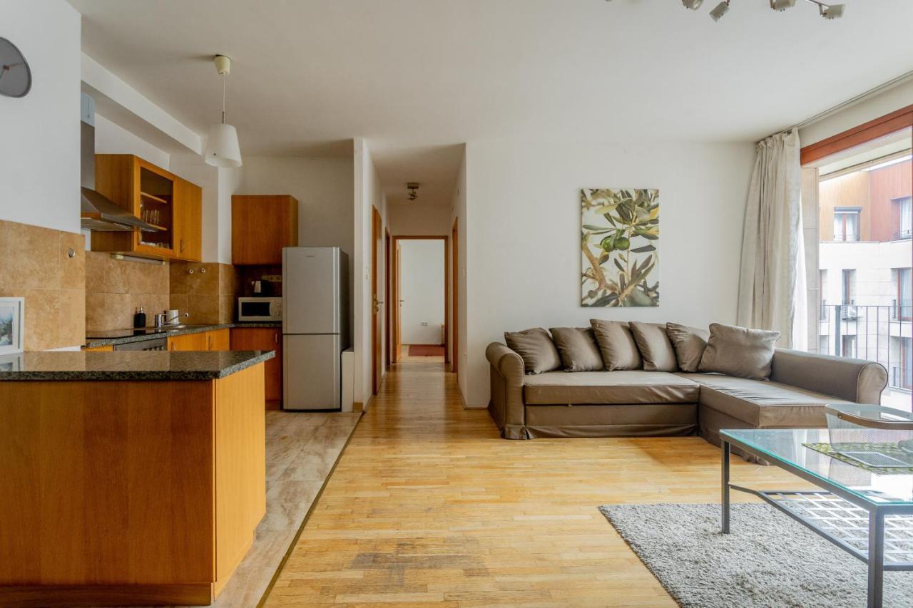 K9 Apartment Budapest Bagian luar foto